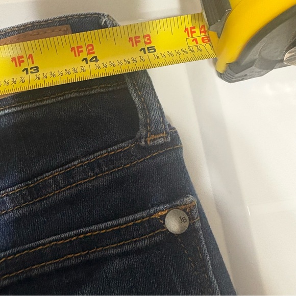 Judy Blue Dark Wash Capri Jeans - Picture 6 of 9